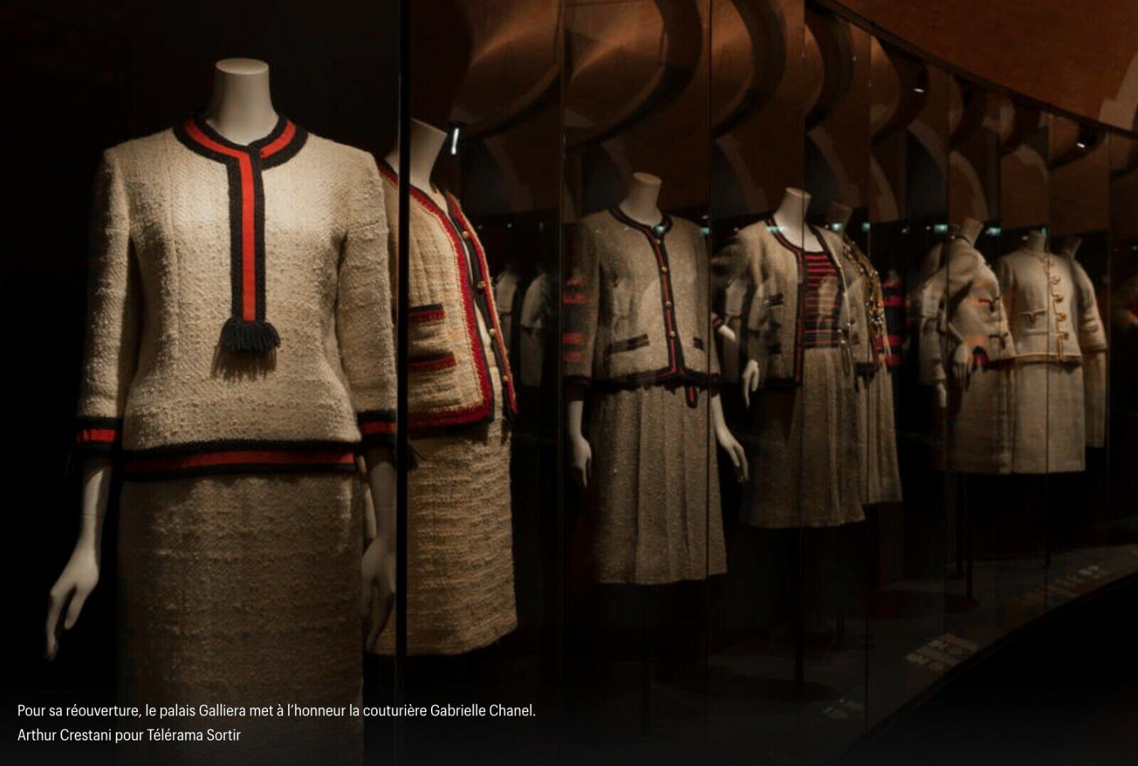 Museum Chanel Haute Couture 1960 Coco Elizabeth Taylor Tweed