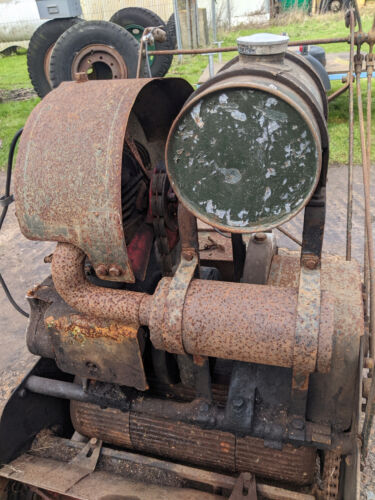 Dennis Lawn Mower - Picture 8 of 13
