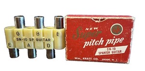 Vintage Wm. Kratt Co. Super Pitch Pipe Model SN-10 with Original Box
