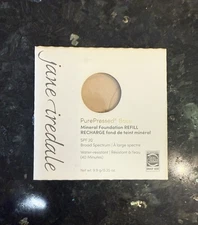Jane iredale PurePressed® Base Mineral Found.  REFILL RECHARGE  SPF 20 Warm Silk