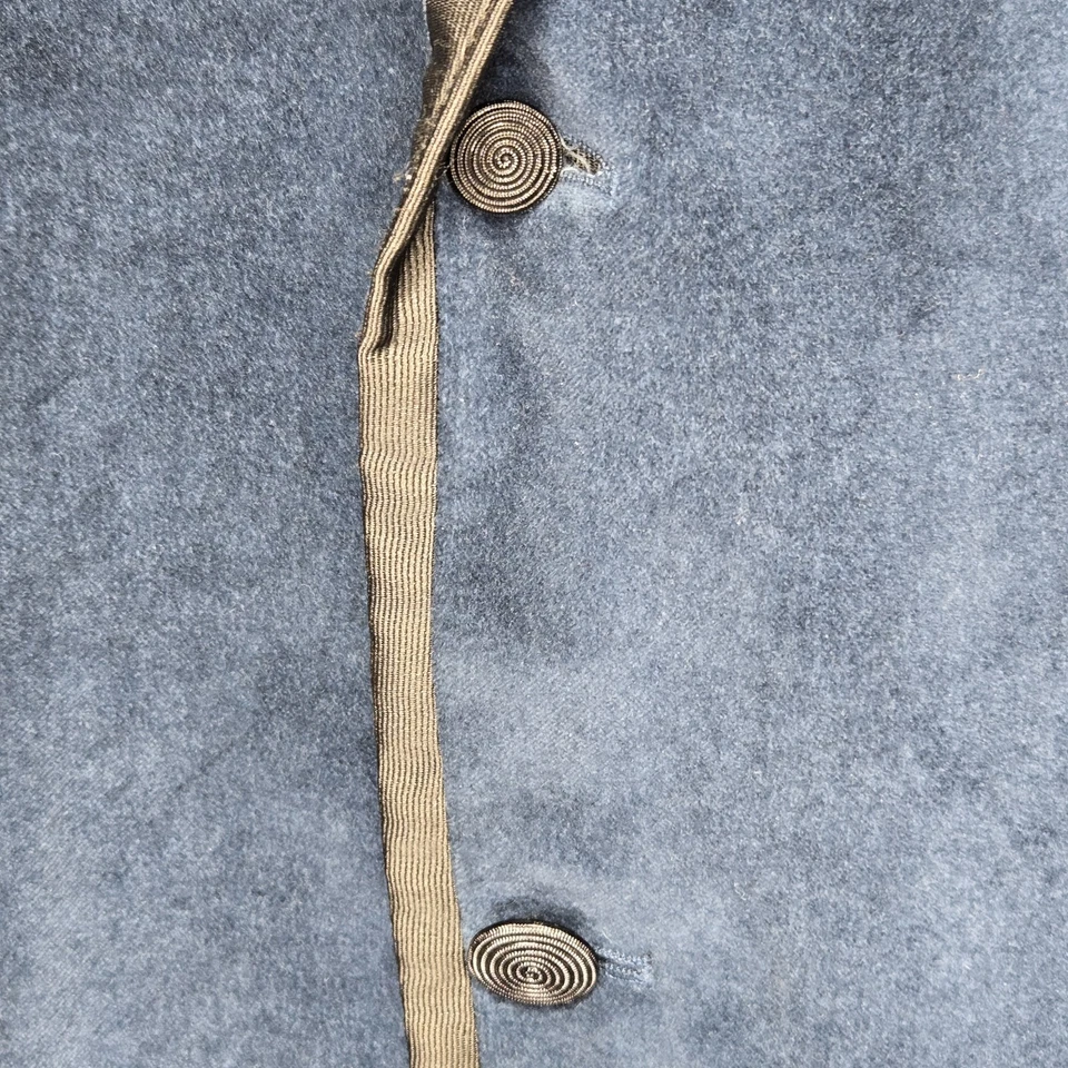 Abrigo deportivo blazer vintage para hombre Tallia 46L azul marino metal botón se siente como terciopelo Foto 4 de 4