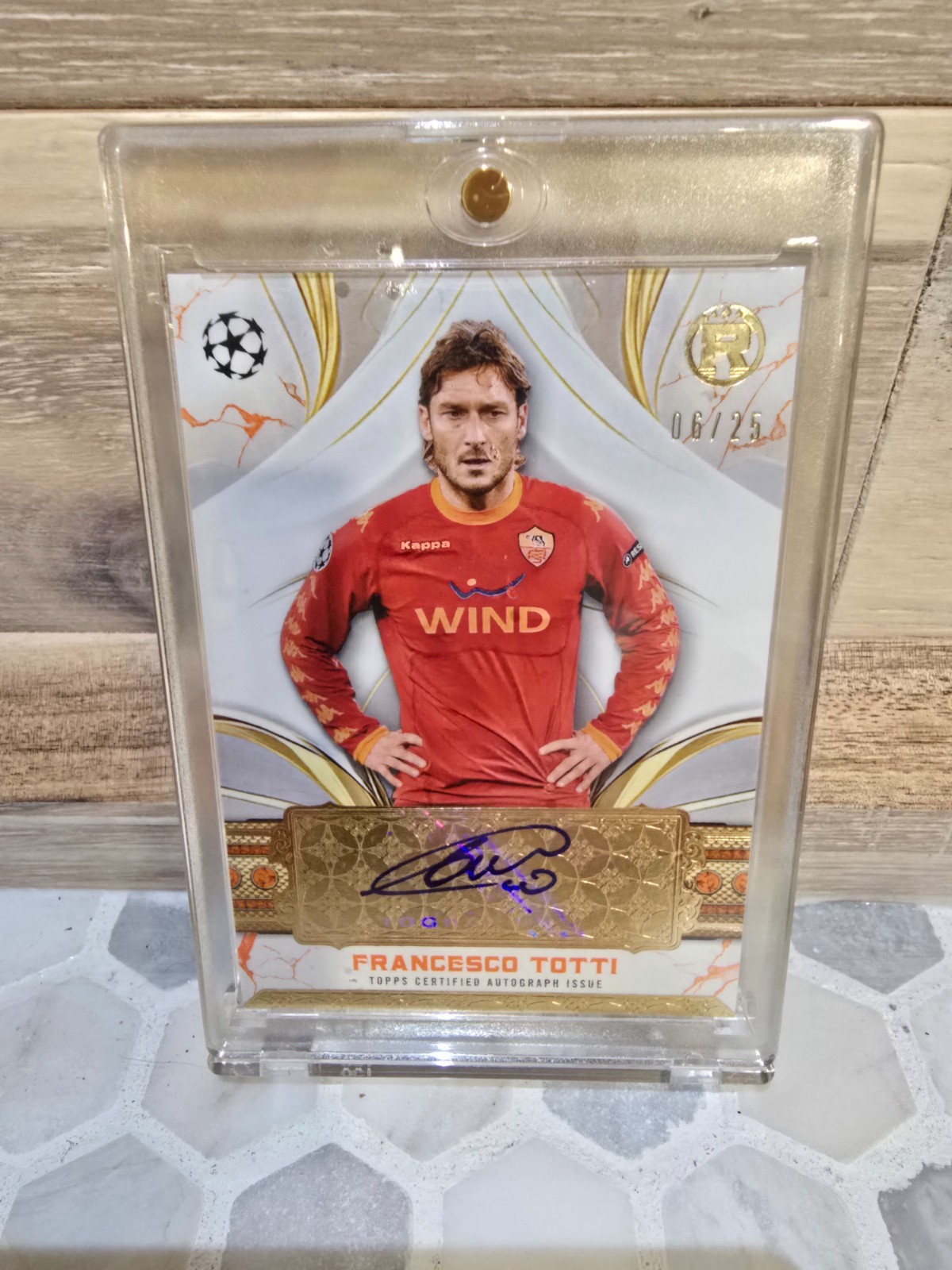 Francesco Totti #RA-FT (Soccer Cards 2024 Topps Reverence UEFA Autograph) — is it worth grading?