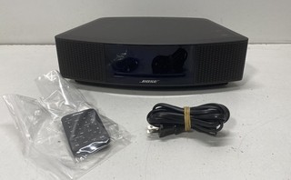 Bose Wave Music System IV 417788 WMS CD AM/FM Radio With Remote Powers On