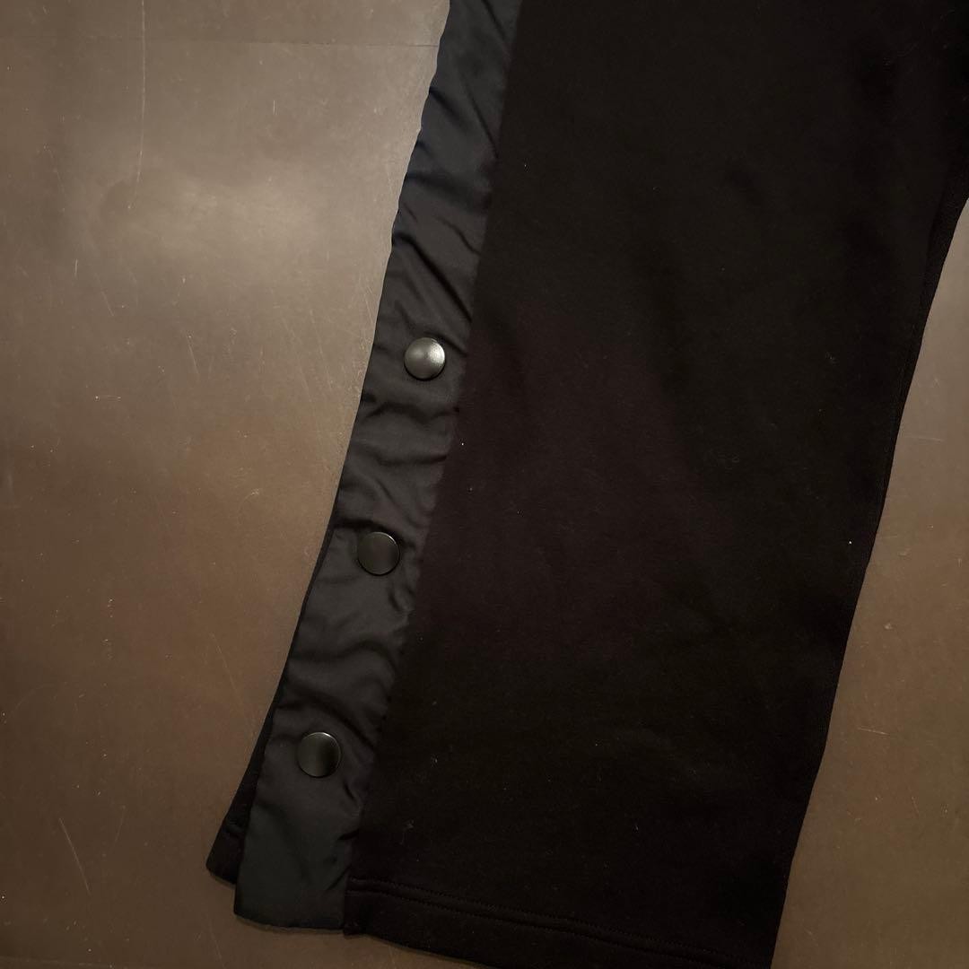 PRADA Triangle logo side patch sweatpants #QYIV6Q - image 3