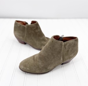 crown vintage tabitha