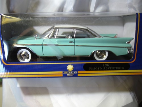 Coche fundido a presión American Mint Premium Edition NUEVO 1961 Desoto Adventure escala 1:18 - Imagen 16 de 17