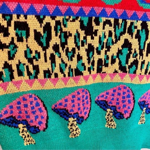 FARM Rio NWT Graphic Elements Ainika Sweater Hearts Snake Leopard Mushroom M/L - Picture 8 of 14