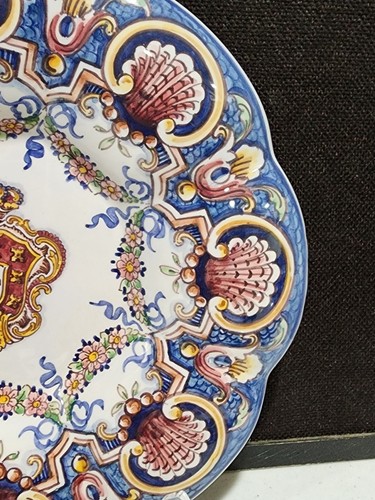 Vintage Outeiro Agueda ROYAL CREST Scalloped Bowl Hand Painted Portugal 12.5" - Picture 4 of 7
