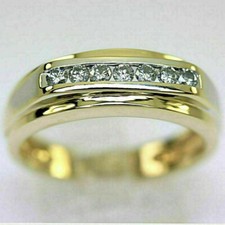 Men's 1. Ct Round Cut Lab-Created Diamond Wedding Band 14K Yellow Gold Plated
