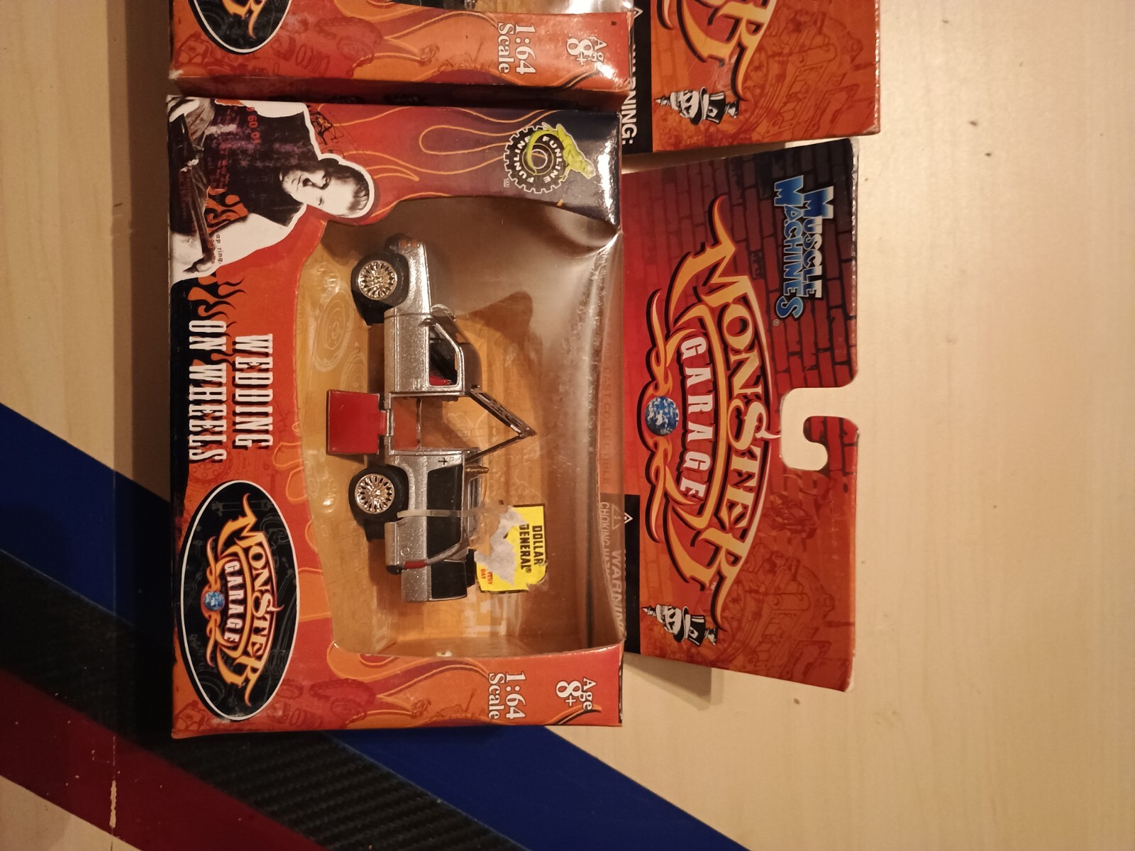 Picture 2 of 6