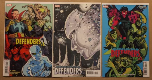 Defenders vol 6 #1 & 4 + #1 Peach Momoko variant 2021