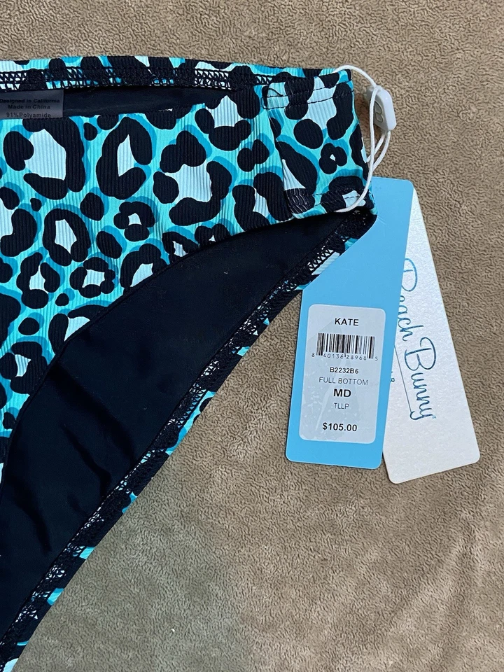 Parte inferior de bikini con estampado de leopardo talla MD en verde azulado de Beach Bunny Foto 2 de 3