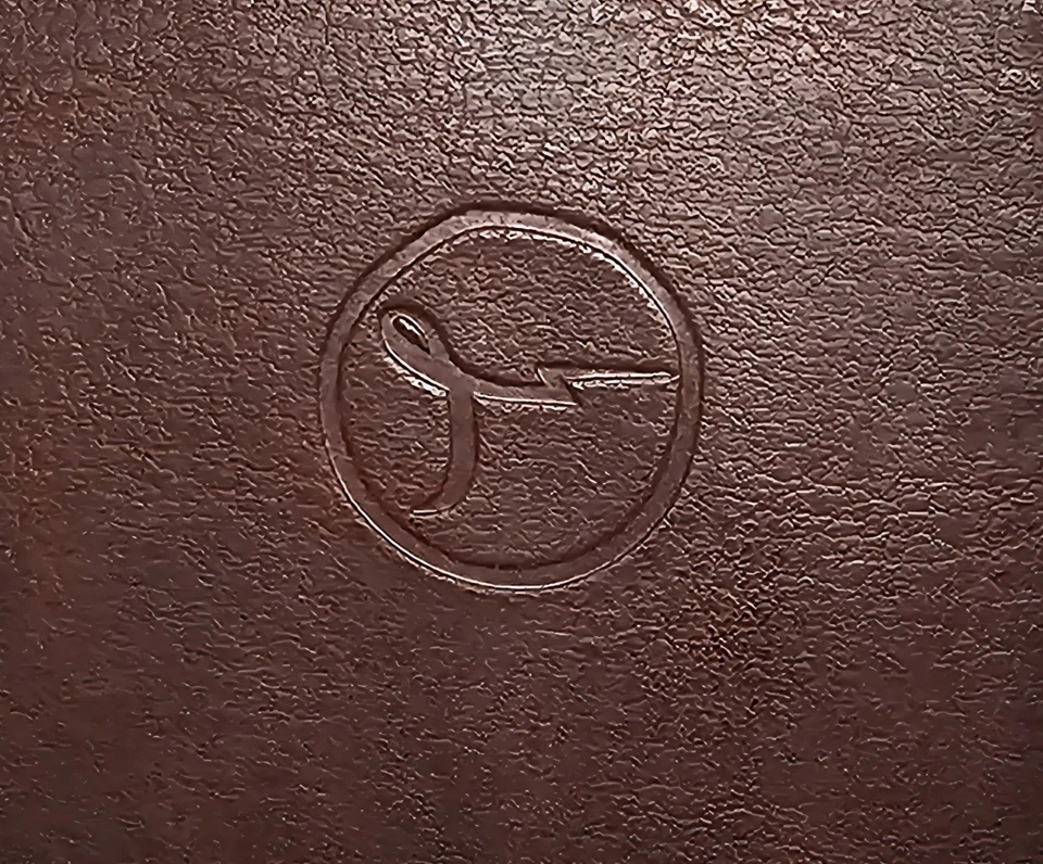 The Order 1886 PS4 Press Review Kit W/ Embossed Leather Cover & Note Book Rare - Image 2 of 4