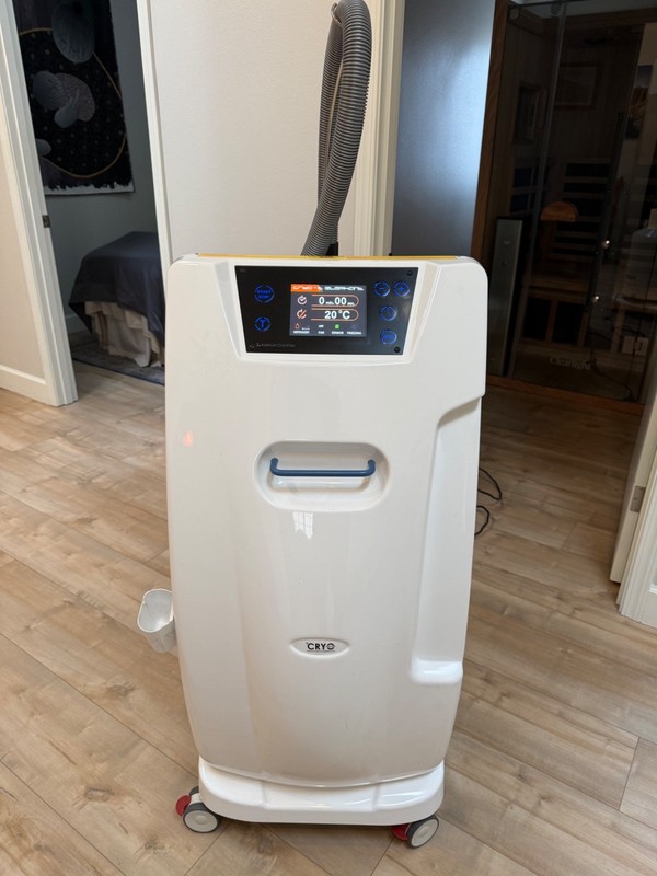 Portable facial cryo Metrum CryoFlex Cryotherapy Device