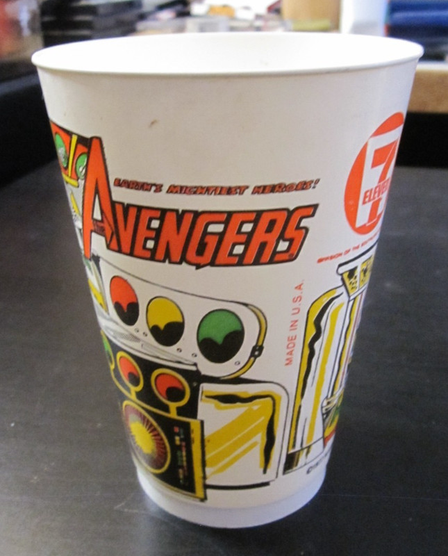 Marvel Comics 7-11 Slurpee Cup- Avengers- wraparound art