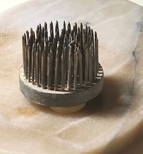 Vintage Metal Spike Flower Frog Ikebana Flower Arrangement Bouquet Round HTF