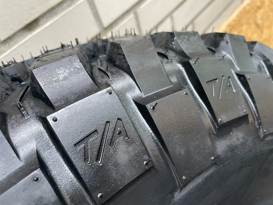 Ersatzrad  für Land Rover Defender TD4 TD5  110  90  BF Goodrich Mud-Terrain - Bild 4 von 4