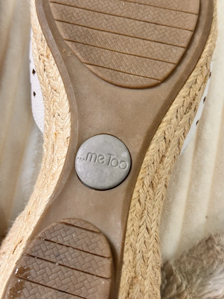 Zapatos Me Too Cuero Blanco 5.5 Tacón Bajo Buen Estado Foto 4 de 4