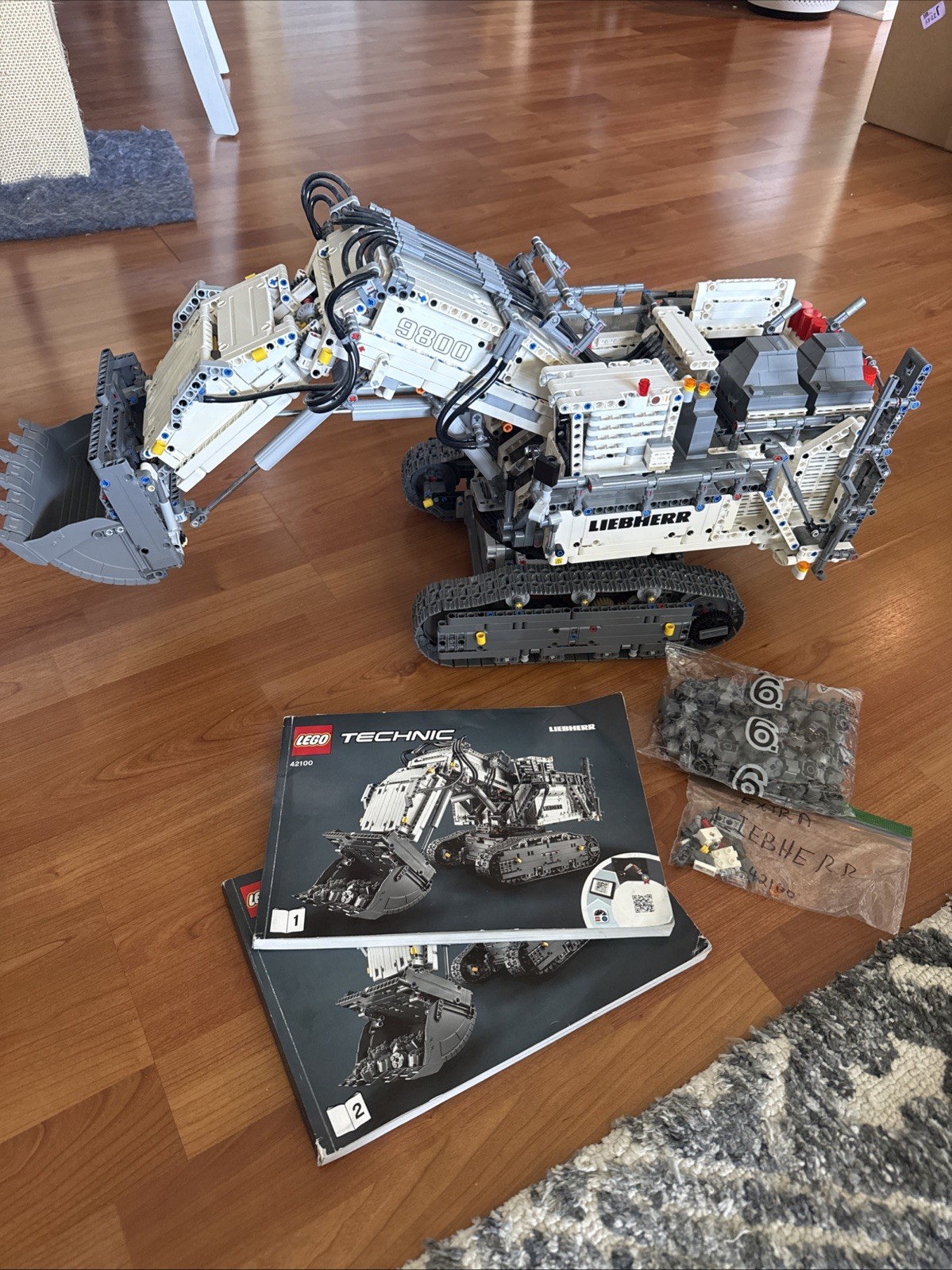 LEGO Tecnic 9800 Excavator 42100 Liebherr R W/ Instructions