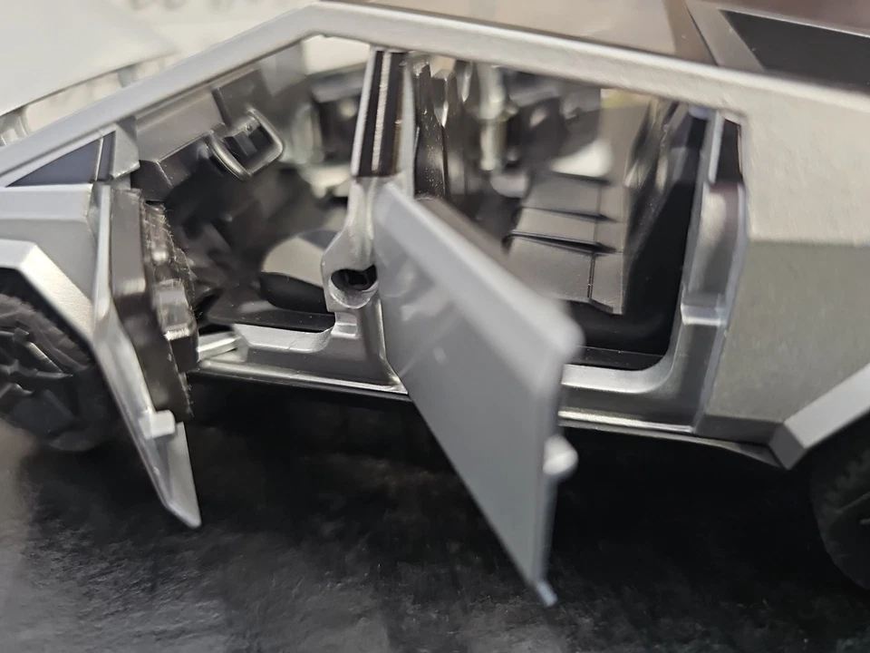 XHO Tesla Cybertruck 1:32 Scale Diecast Pullback Truck NO BOX Needs Batteries  - Image 3 of 4