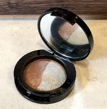 Ready To Wear Beautifully Baked Eyeshadow ~ Cocoa Glow / Seafoam Melange