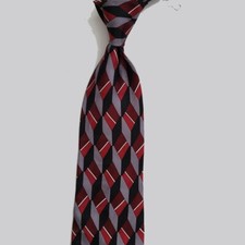Plattinni Collezioni Men Dress Silk Tie Made in USA 57" long 4" wide Red Black