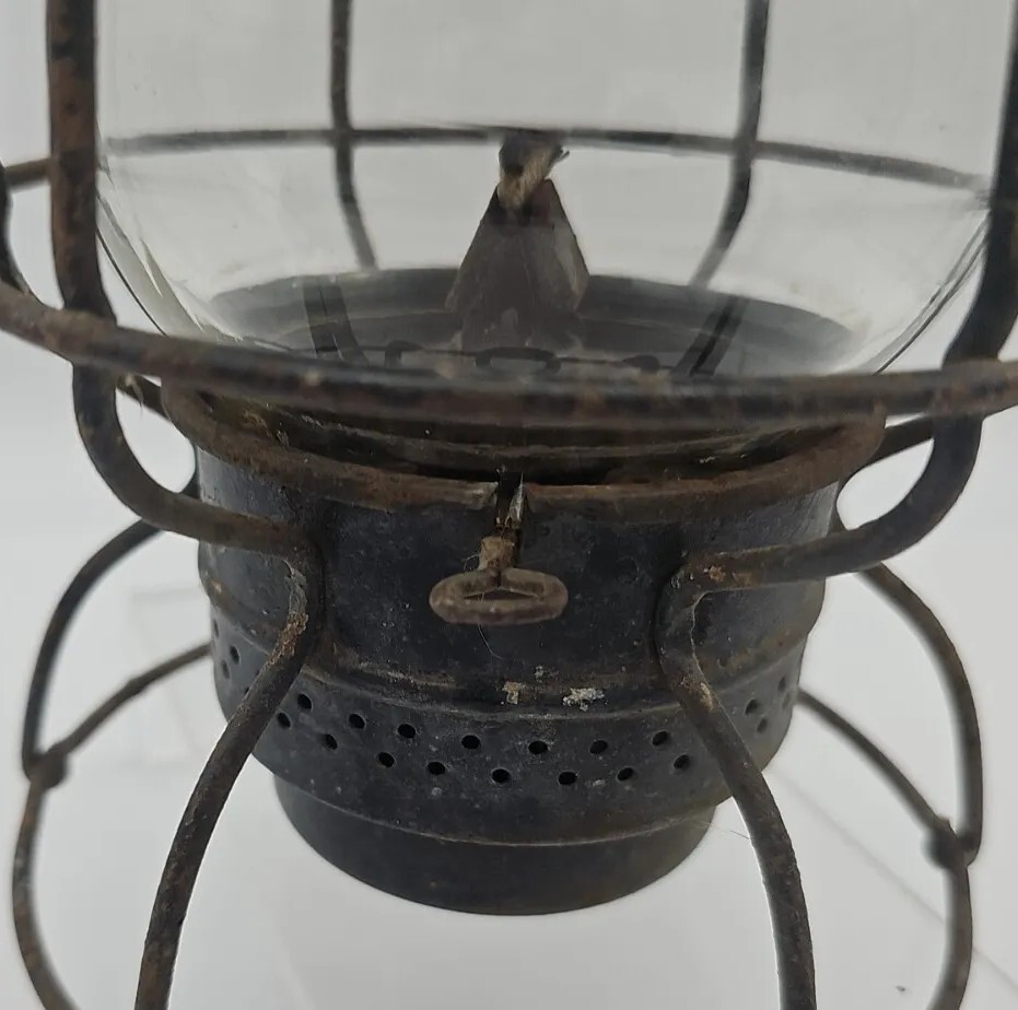 Antique Vintage 1925 L & N RR Railroad Lantern Armspear Mfg Co New