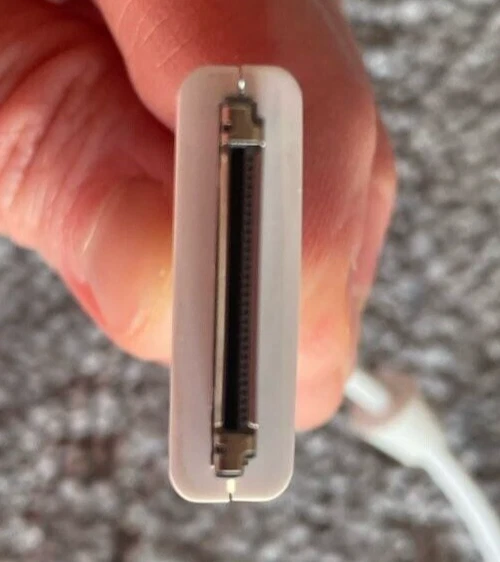 A1401 Apple 12W USB Power Adapter & 30 Pin Sync/Charger Cable iPad iPod iPhone - Image 4 of 4