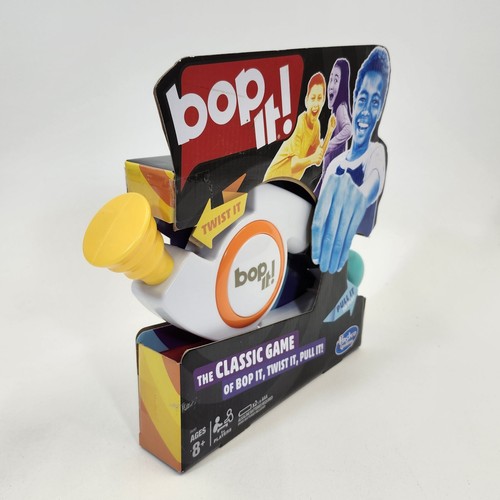 Hasbro Bop It! Electronic Game for Kids New Classic Game Bop It Twist It Pull It - Picture 2 of 7