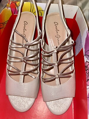 Amelia Grace Viva Champagne Glitter Shimmery Dress Shoe Size 9.. New | eBay