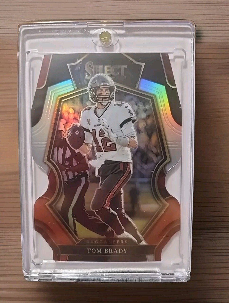 Tom Brady 2022 Panini Select Black and Red Prizm Die Cut #192 Buccaneers