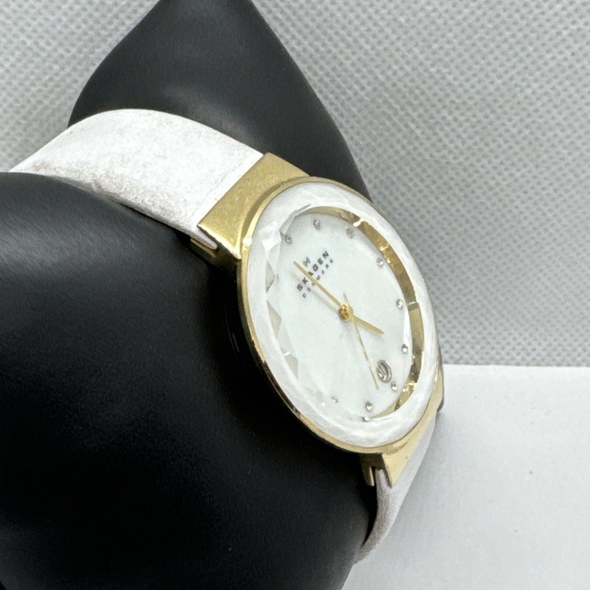 Skagen SKW2033 Women\'s White Leather Mother of Pearl Dial Quartz Watch JNA550 Skagen SKW2033 Women main image 4