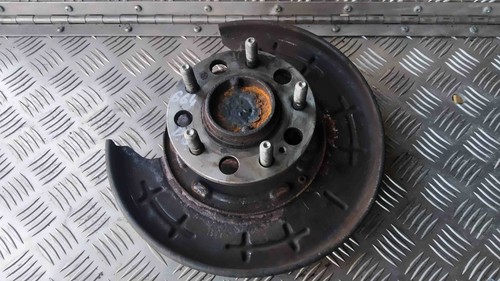 KIA CARENS III UN 527303K200 582701D000 piasta tylna prawa 2.00 benzyna 11255417 - Zdjęcie 1 z 4