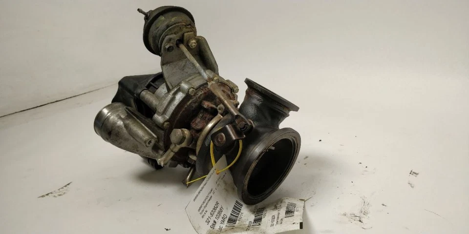 TURBOCOMPRESOR/SUPERCARGADOR DERECHO BMW M5 2012-2014 Foto 2 de 4