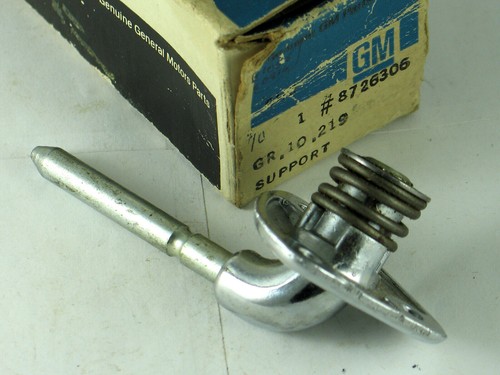 1969-1970 Impala Electra Cadillac Bonneville NOS visor support 8726306 - Picture 2 of 3