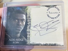 UPDATE - Did Katie Cassidy Use a Rubber Stamp on Her Supernatural Autograph Cards?  13