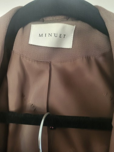 Minute Two Piece Suit Size 14 Biscuit Colour Excellent Condition - Picture 15 of 16
