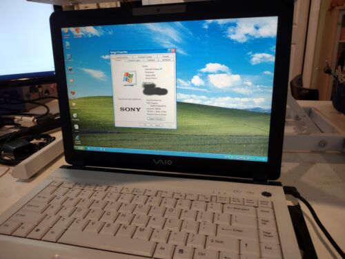 Sony Vaio PCG-7F1L Notebook Laptop 1,5GB RAM mit Netzkabel Windows XP Home keine Festplatte - Bild 1 von 8