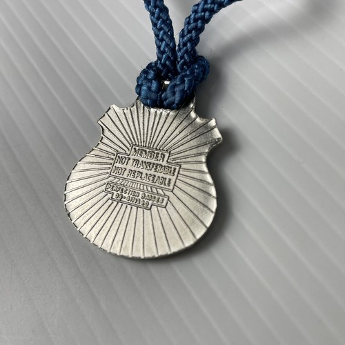 Carlton 1992 Social Club Medallion Members Badge VFL AFL Football - Picture 4 of 6