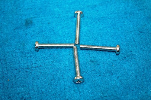 4 STÄNDER BEFESTIGUNGSSCHRAUBEN FÜR PANASONIC TX-P46S10B 46" PLASMA TV