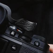 For Fuji XT4 X-T4 Fujifilm Black Thumb UP Rest Grip With Genuine Leather Sticker