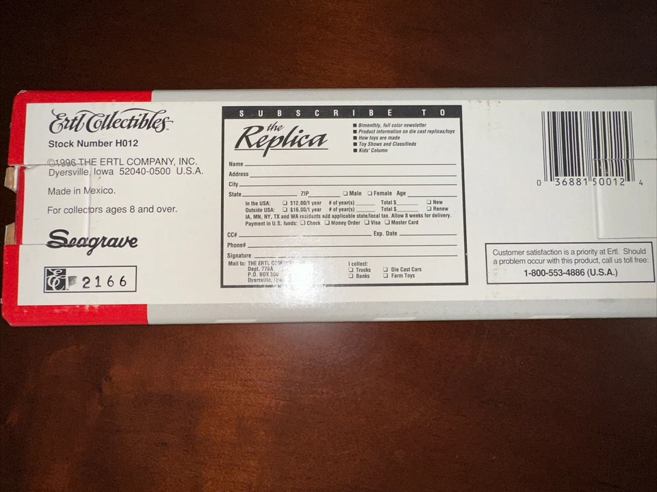 Banco de monedas fundido a presión 1926 Seagrave camión de bomberos Clark refinación RARO neumáticos blancos capó Foto 3 de 3