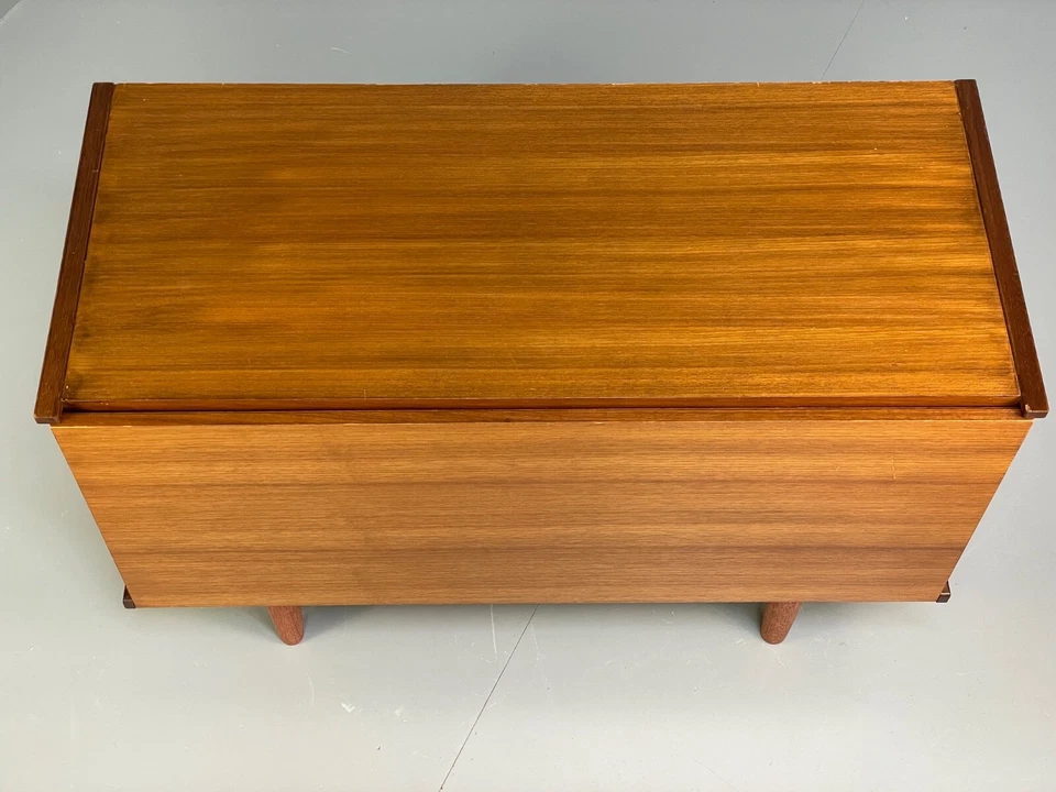 Vintage Teak Record Cabinet 1970s Retro Design Drop Door Storage EB9760 MWOO - Image 4 of 4