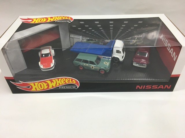 Hot Wheels Premium Collector Set Nissan Garagegmh40 | eBay