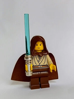 LEGO sw0024 Obi-Wan Kenobi (Young with Hood and Cape) + chrome silver hilt saber - Photo 1/4