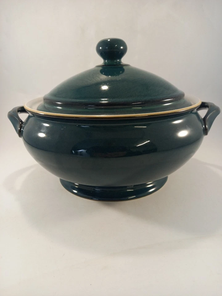 Cazuela Denby tapa para servir verde azulado azul + asas blancas 9 pulgadas x 6 pulgadas en muy buena condición Foto 2 de 4