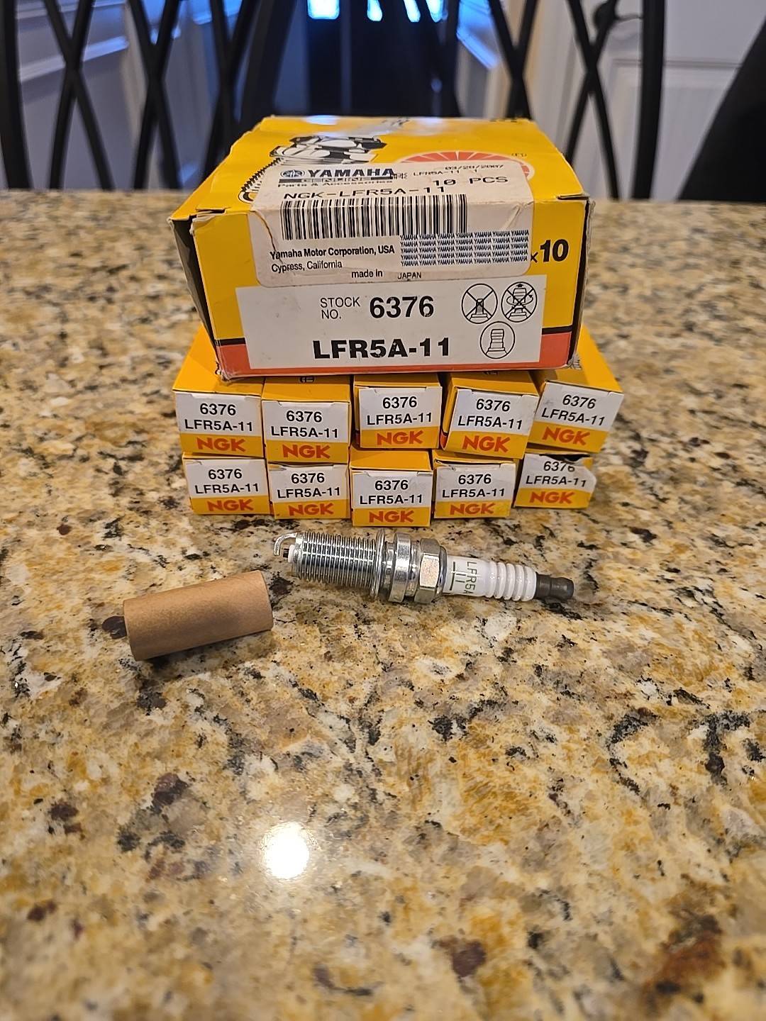 10 PACK NGK Standard 6376 LFR5A-11 Spark Plugs