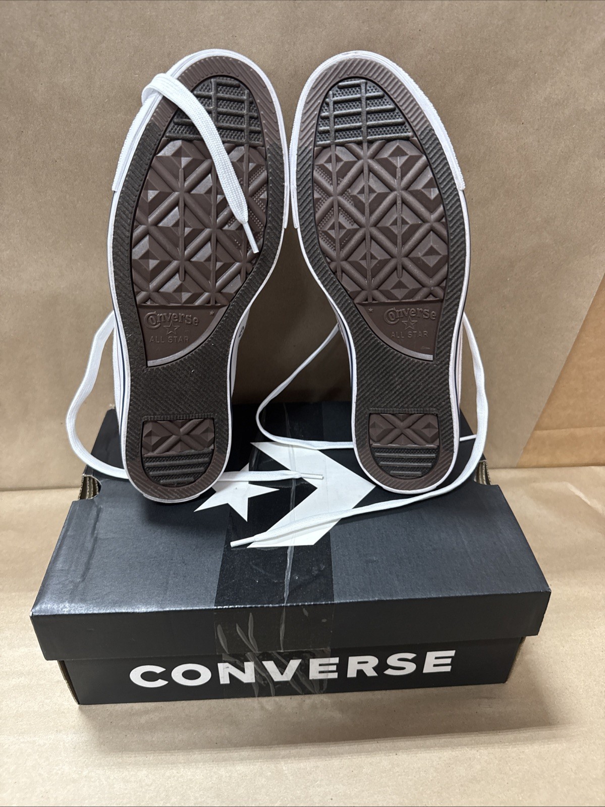 Converse - Chuck Taylor All Star Mid Malden Street White SEE DESCRIPTION thumbnail 8