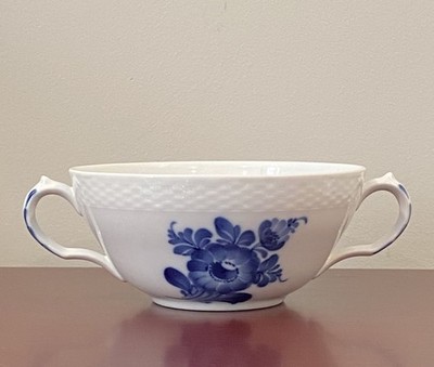 Royal Copenhagen Blue Flower Braided Double Handle Bullion Soup Bowl 109 Denmark