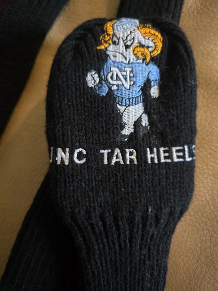 Tacones de alquitranado de Carolina del Norte de colección tejidos club de golf cuello largo cubierta para la cabeza Ramsés (3) Foto 2 de 4